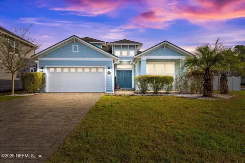 223 Red Cedar Dr, Saint Johns, FL 32259