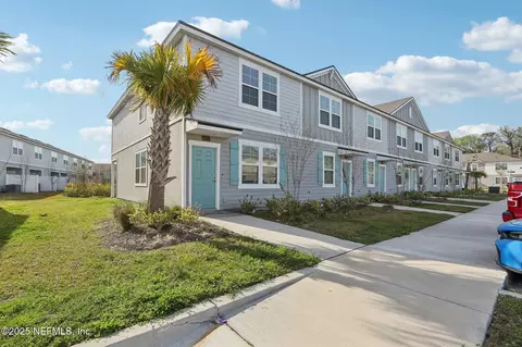 4932 Earthshine Rd, Jacksonville, FL 32256