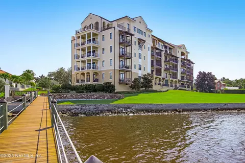 1311 Heritage Manor Dr #304, Jacksonville, FL 32207