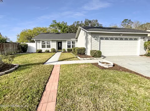 8048 Swamp Flower Dr, Jacksonville, FL 32244