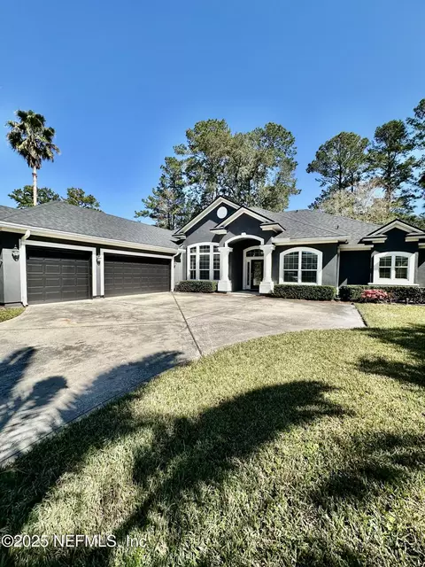 541 Golden Links Dr, Orange Park, FL 32073