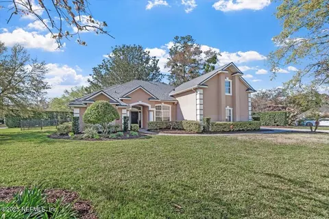 1734 Fiddlers Ridge Dr, Fleming Island, FL 32003