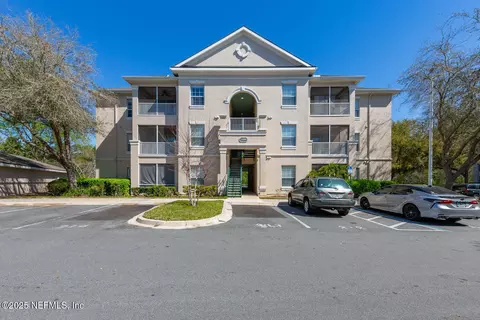 8601 Beach Blvd #1110, Jacksonville, FL 32216