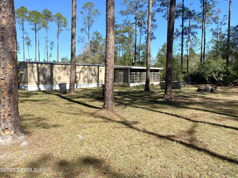 134 Pine Cone Dr, Georgetown, FL 32139