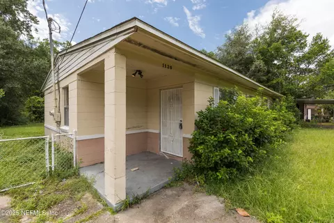 1120 Carthage Dr, Jacksonville, FL 32218