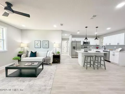1723 Cesery Blvd, Jacksonville, FL 32211