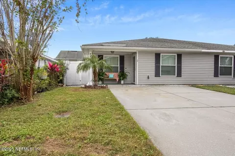 2546 Haywood Estates Ln, Atlantic Beach, FL 32233
