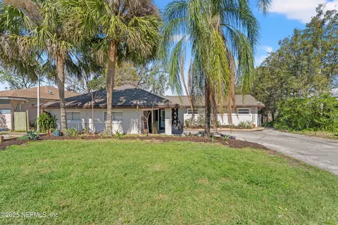 2355 Cedar Shores Cir, Jacksonville, FL 32210