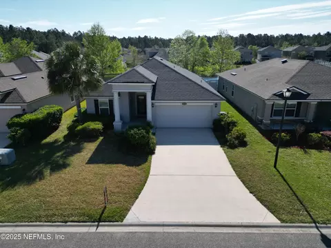 233 Gilmore Ln, Orange Park, FL 32065