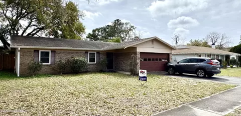 8894 Kersey Dr, Jacksonville, FL 32216