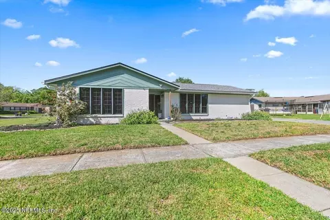 898 Perkins Pl, Jacksonville, FL 32221