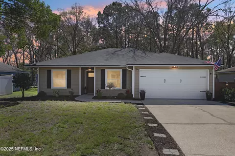 8516 Mayall Dr, Jacksonville, FL 32220