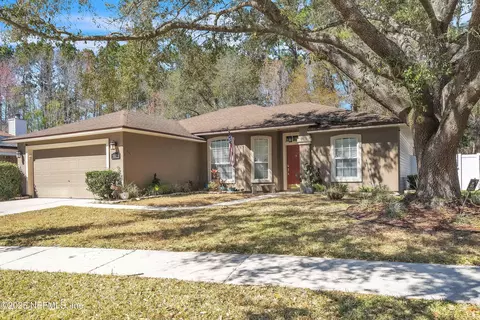 9673 Cedar Ridge Dr E, Jacksonville, FL 32221