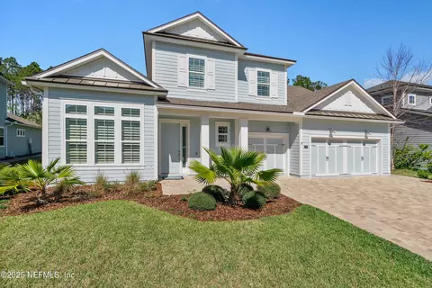 470 Freshwater Dr, Saint Johns, FL 32259