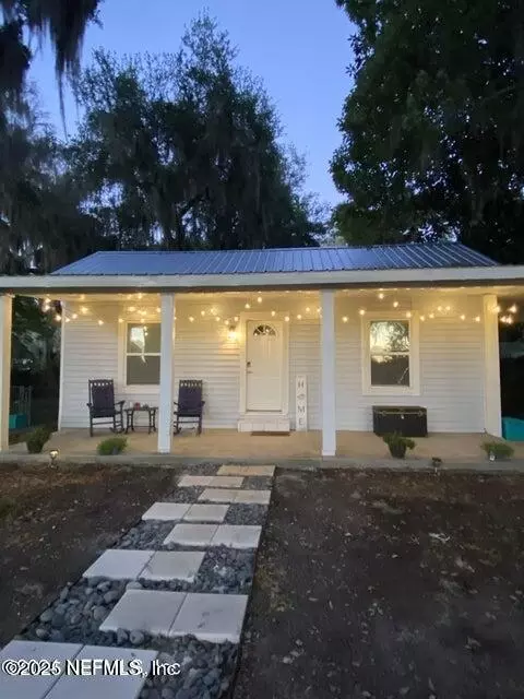 311 N 4th St, Palatka, FL 32177