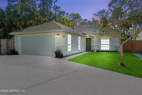1610 Linkside Dr S, Atlantic Beach, FL 32233