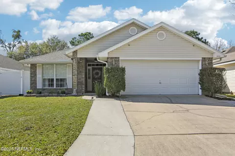 1832 Creekview Dr, Green Cove Springs, FL 32043
