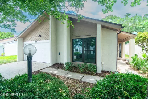 2742 St Louis Ct, Ponte Vedra Beach, FL 32082