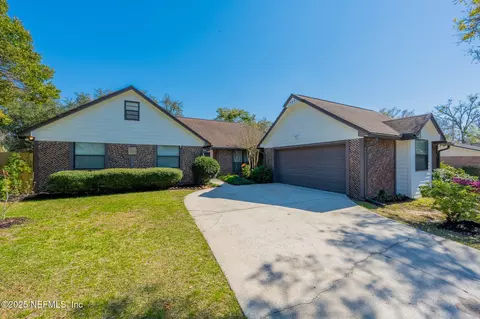 2609 Ridgecrest Ave, Orange Park, FL 32065