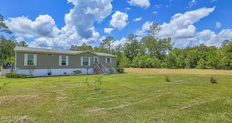 43588 Freedom Dr, Callahan, FL 32011