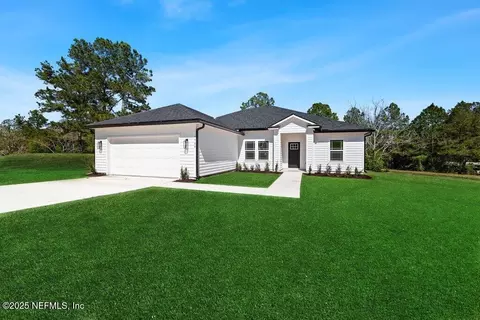 7566 Madison Dr, Glen Saint Mary, FL 32040
