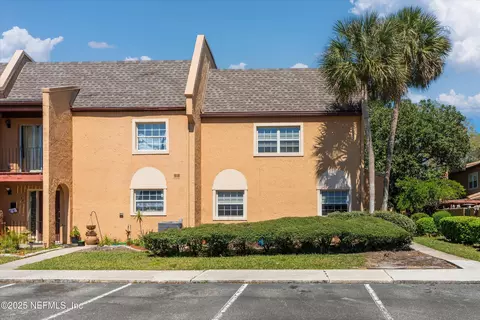 386 Raleigh Rd #15, Jacksonville, FL 32225