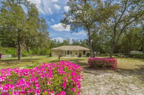 70 N Dolphin Ave, Middleburg, FL 32068