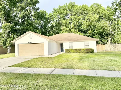 11337 Salt Pond Dr E, Jacksonville, FL 32219