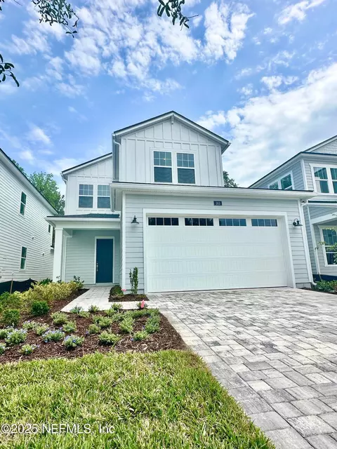 163 Oakmoss Dr, Saint Johns, FL 32259