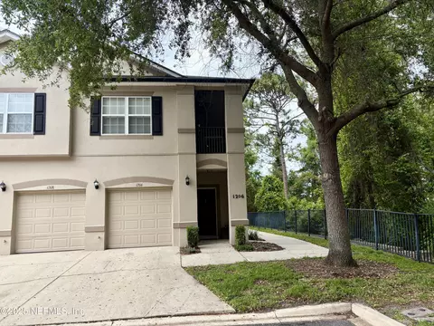12301 Kernan Forest Blvd #1206, Jacksonville, FL 32225