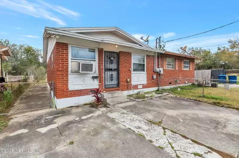 7216 Ken Knight Dr W, Jacksonville, FL 32209