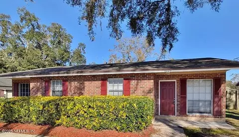 8665 Buttercup St, Jacksonville, FL 32210