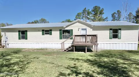 7598 Madison Dr, Glen Saint Mary, FL 32040