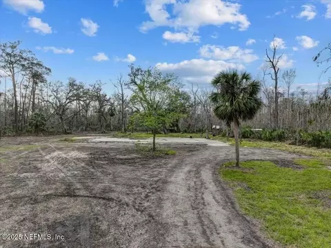 409 NW Sixth St, Steinhatchee, FL 32359