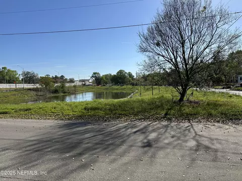 644 Willow Branch Ave, Jacksonville, FL 32205