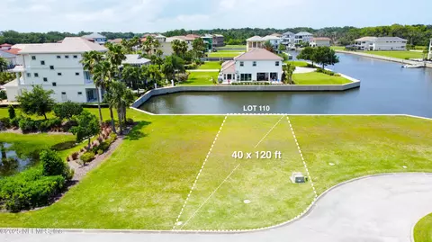 8 Schooner Cir, Palm Coast, FL 32137