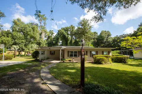 20 SE Nelsons Point Rd, Keystone Heights, FL 32656