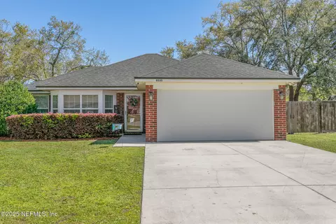 8535 Lori Ann Ct, Jacksonville, FL 32220