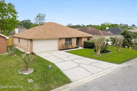 11281 Chapelgate Ln, Jacksonville, FL 32223