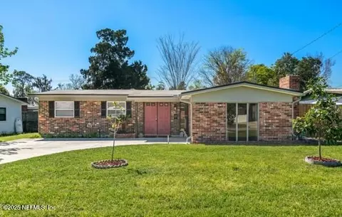 11212 Americana Ln, Jacksonville, FL 32218