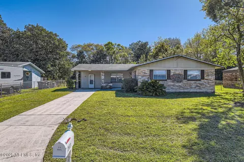 2073 Luana Dr E, Jacksonville, FL 32246