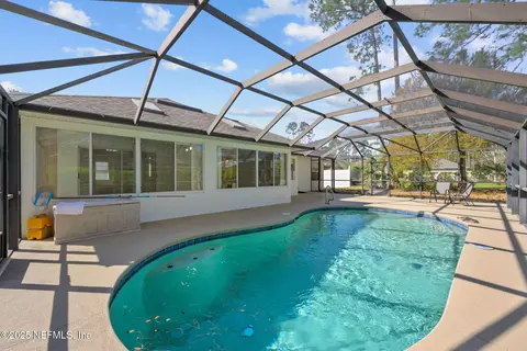 37 Bassett Ln, Palm Coast, FL 32137