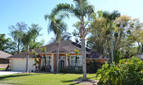 5266 Camelot Forest Dr, Jacksonville, FL 32258