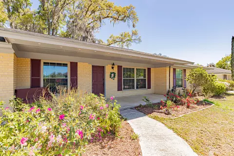 2841 Brookwood Dr, Orange Park, FL 32073
