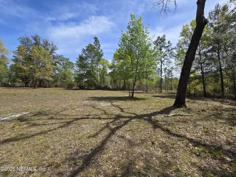 114 Grenock St, Interlachen, FL 32148 photo 1
