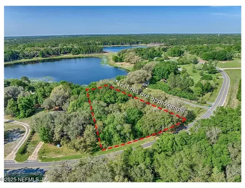 151 Ashley Lake Dr, Melrose, FL 32666
