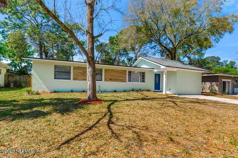 2850 Searchwood Dr, Jacksonville, FL 32277