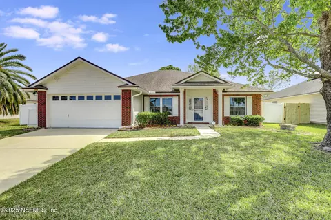 2377 Cool Springs Dr N, Jacksonville, FL 32246