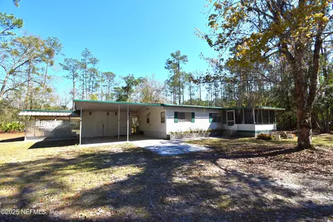 132 Whispering Pines Rd, Georgetown, FL 32139