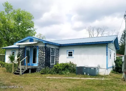 108 Mocking Bird Ln, Crescent City, FL 32112